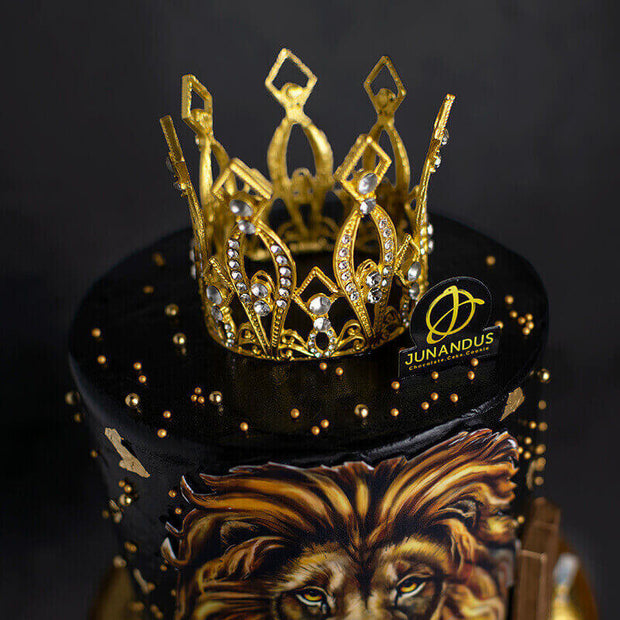 Majestic Lion Designer Cake