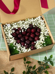 Heart Cherries Box (M)