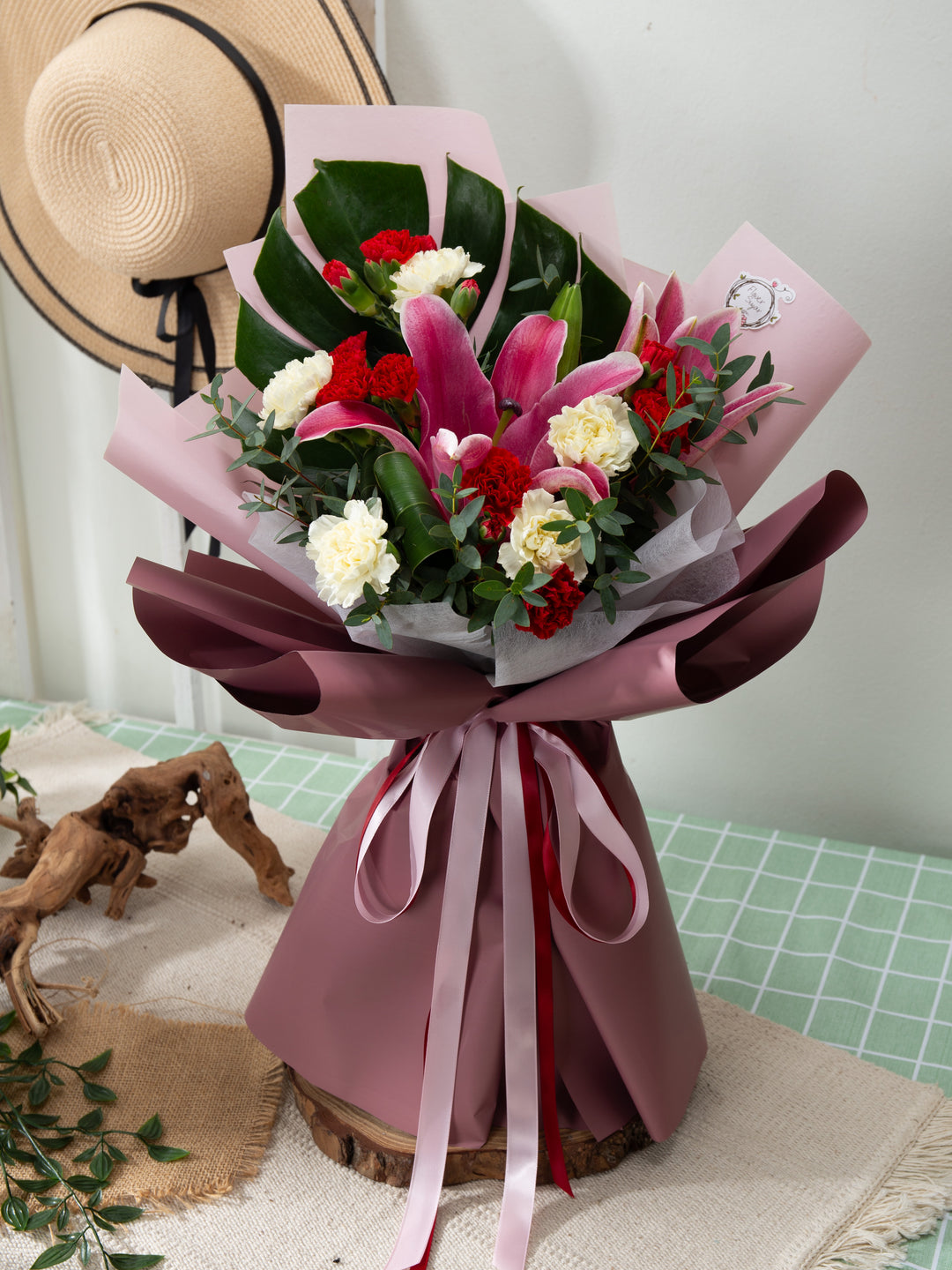 lily flower hand bouquet Scarlet Blooms
