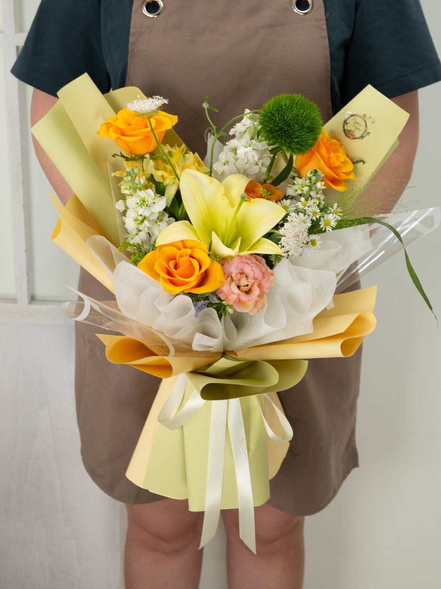 Tropical Isle | Yellow Lily, Orange Rose, White Matthiola Bouquet ...