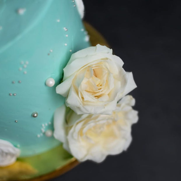 Elegant Tiffany Designer Cake