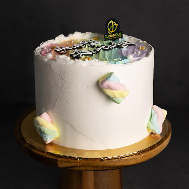 Kamsahamnida Cake (Rainbow)
