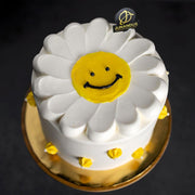 Smiling Daisy Cake